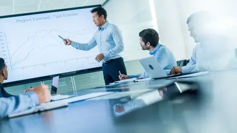 AI 会议助理如何服务高层经营例会封面图